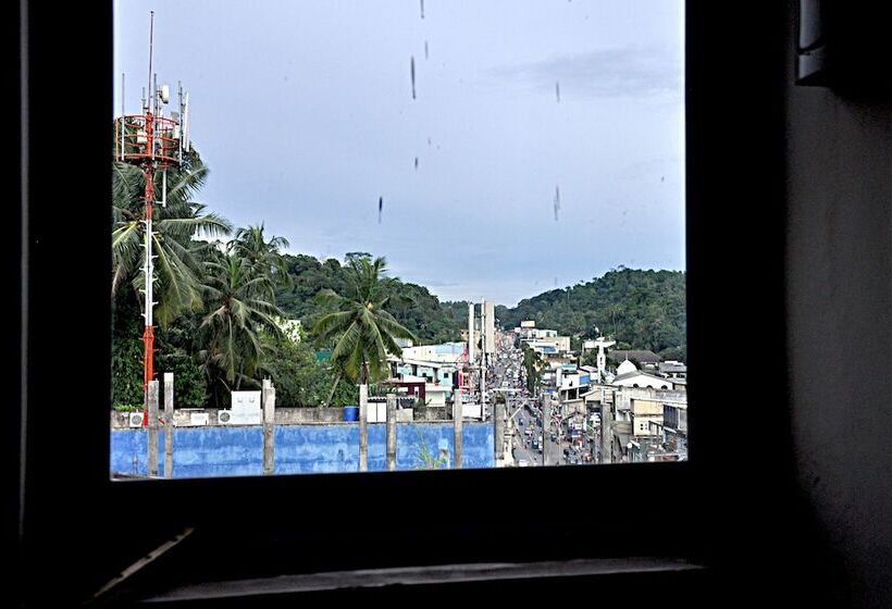 בית מלון כפרי Salika Inn