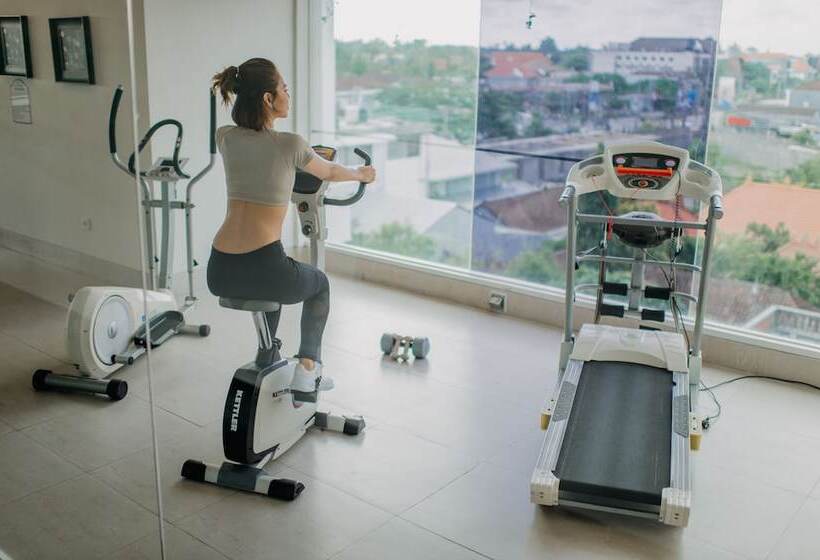 Отель Santika Seminyak