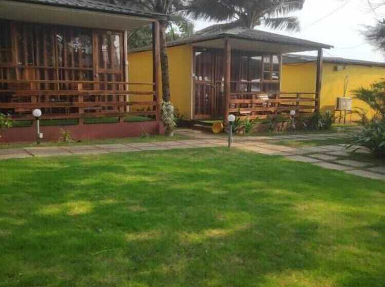 فندق Sea Front Patnem Beach Huts