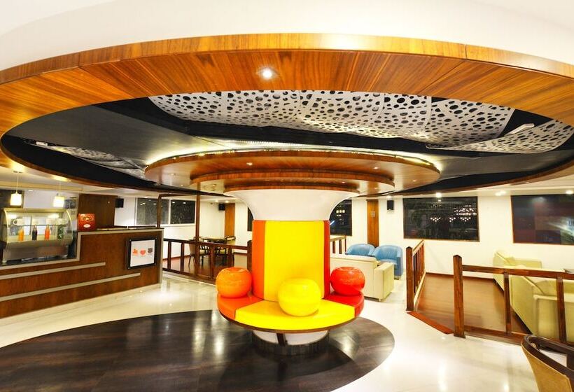 בית מלון כפרי Sepoy Grande Mysore