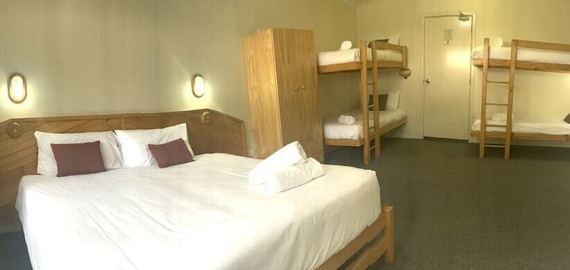 בית מלון כפרי Ski Rider