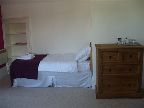 בית מלון כפרי Station  Guest House