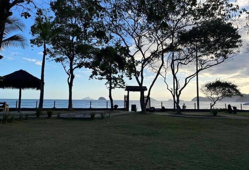 Отель Summit Beach  Boicucanga