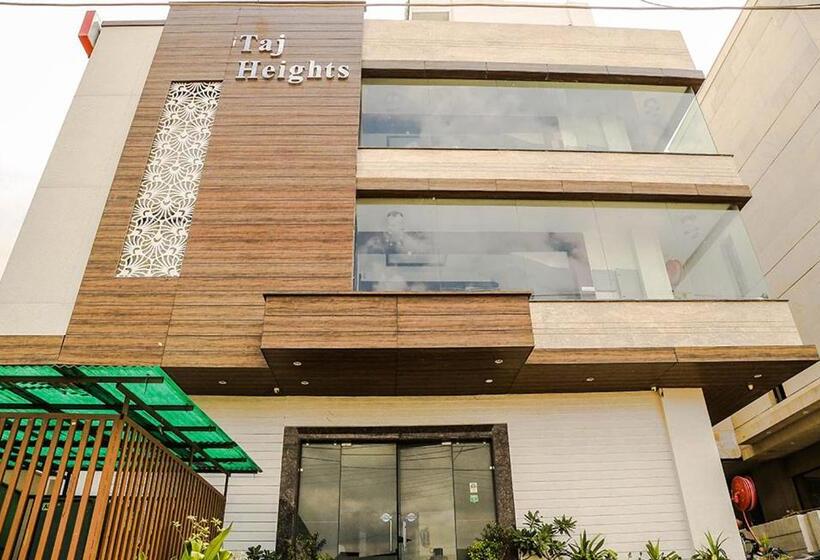 هتل Taj Heights