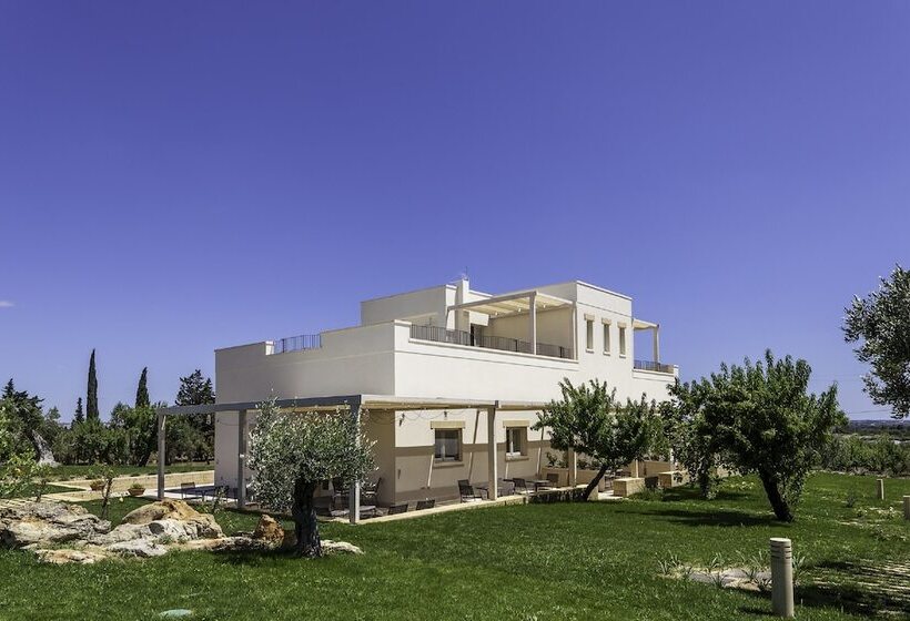 בית מלון כפרי Tenuta Monticelli