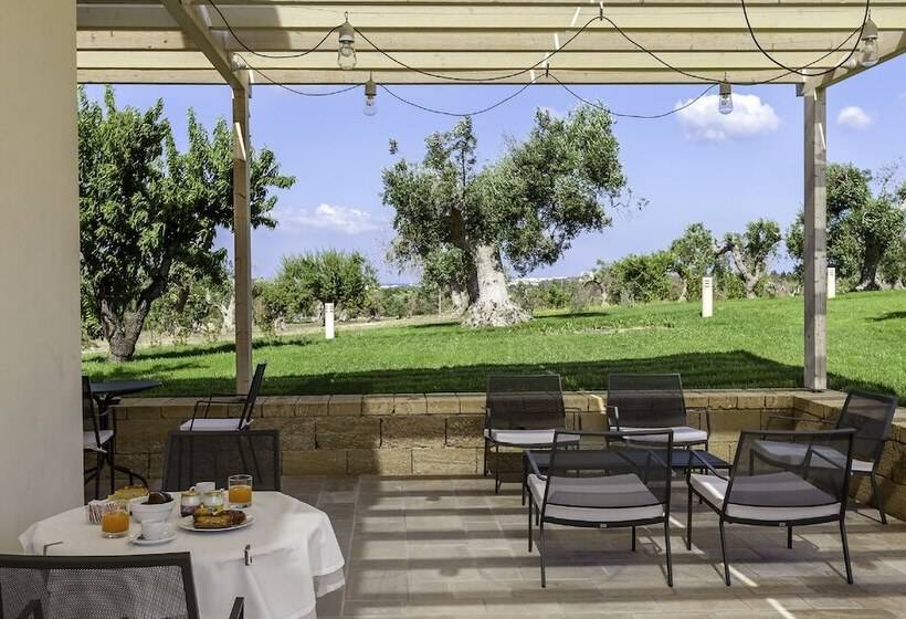 בית מלון כפרי Tenuta Monticelli