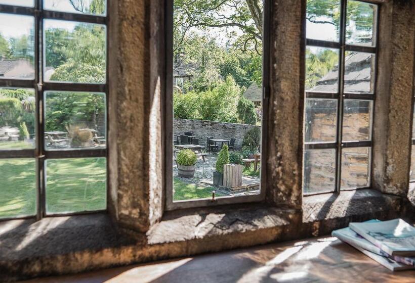 هتل The Old Hall Inn