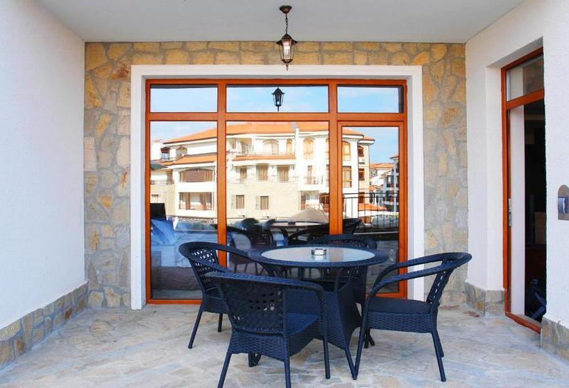 ホテル The Vineyards Spa & Resort