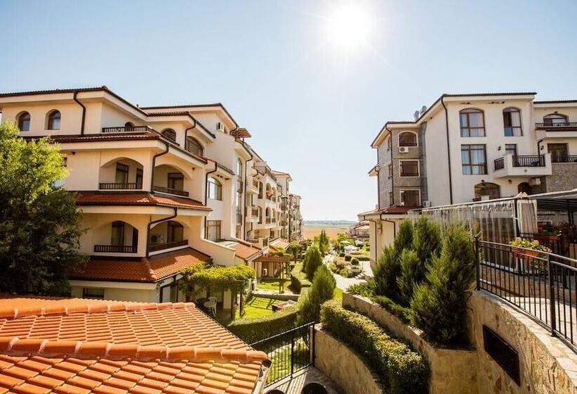 ホテル The Vineyards Spa & Resort