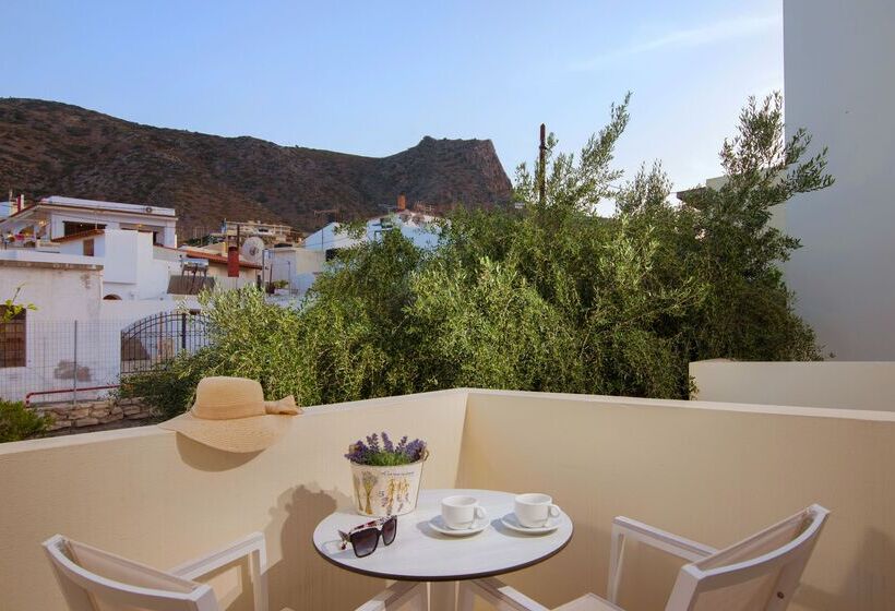 בית מלון כפרי Villa Elite By Checkin Adults Only