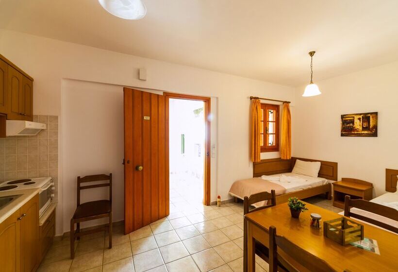 בית מלון כפרי Villa Elite By Checkin Adults Only