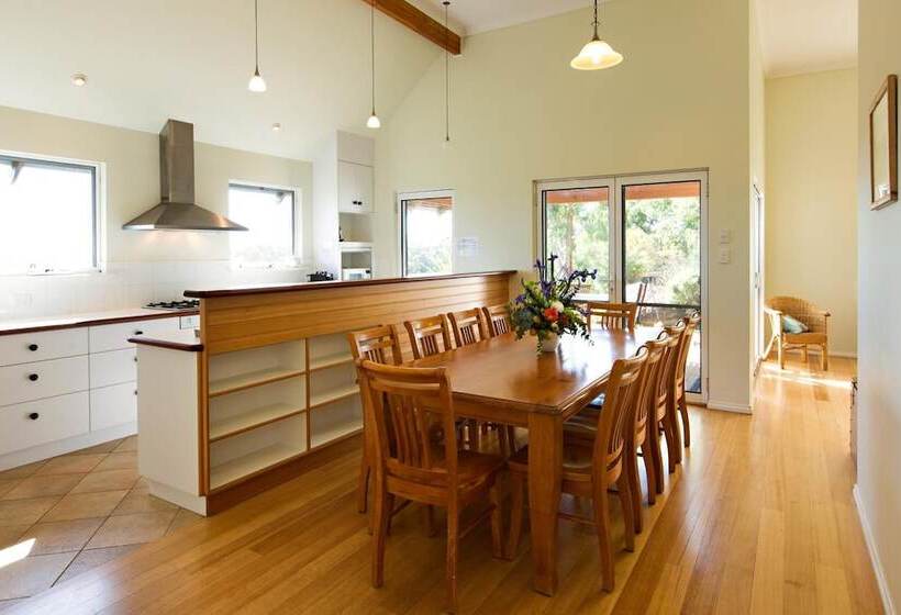 בית מלון כפרי Wildwood Valley