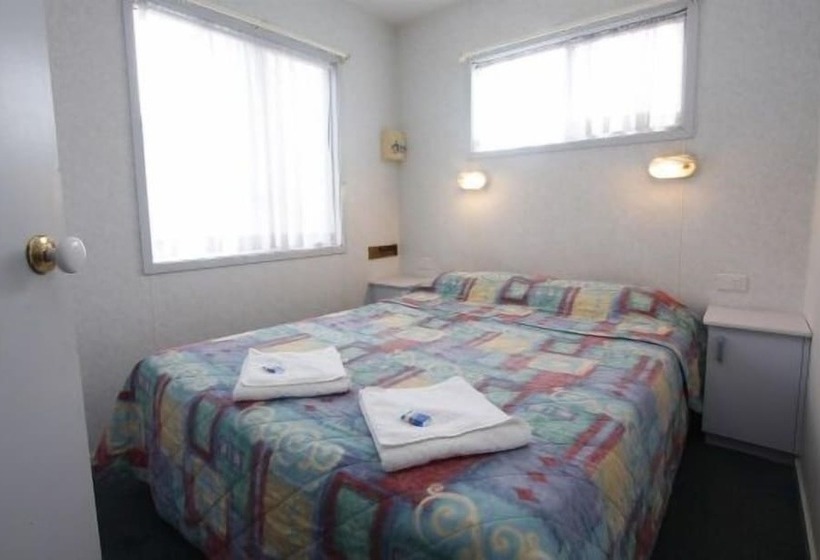 בית מלון כפרי Windang Tourist Park