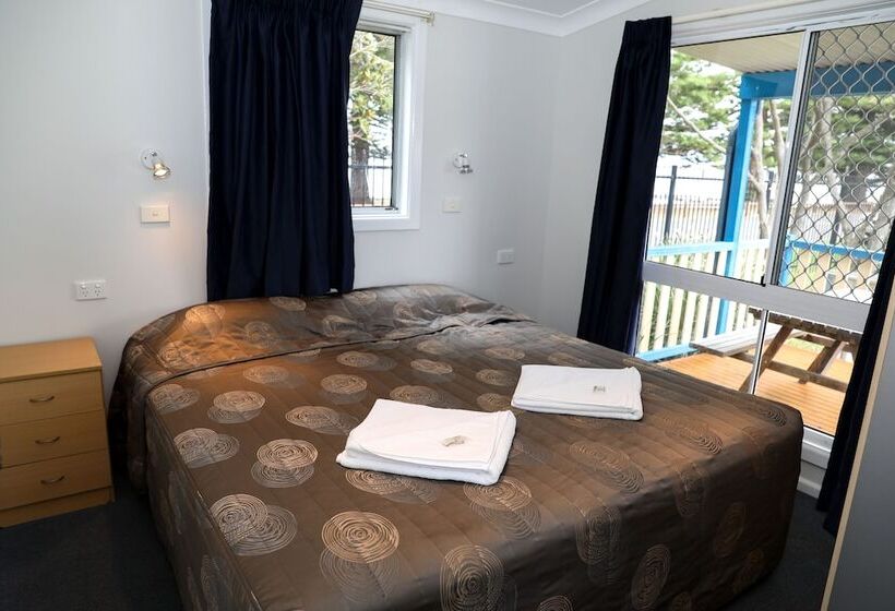 בית מלון כפרי Windang Tourist Park