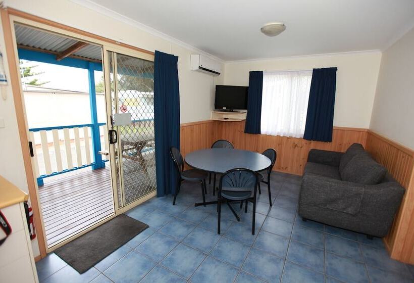 בית מלון כפרי Windang Tourist Park