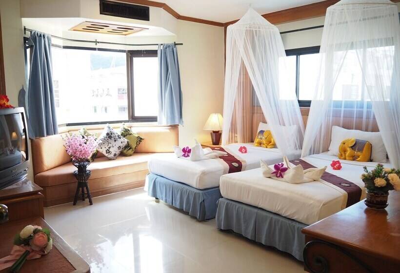 בית מלון כפרי Your Place Inn