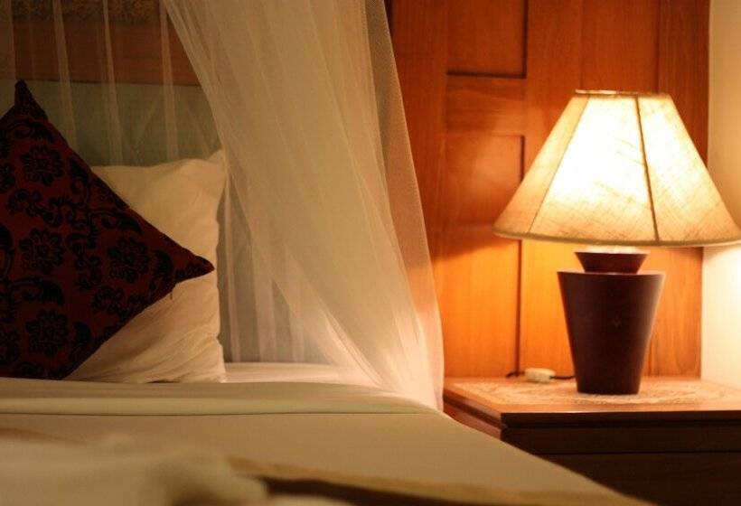 בית מלון כפרי Your Place Inn