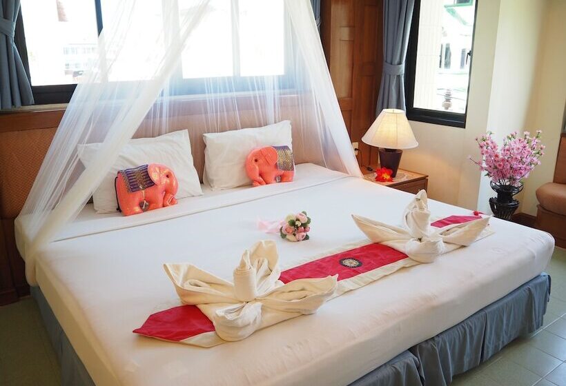 בית מלון כפרי Your Place Inn