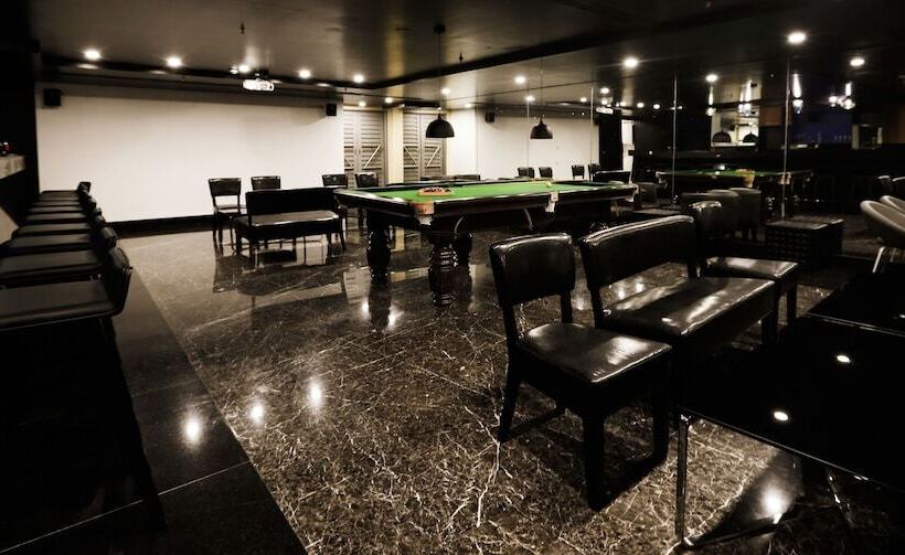 酒店 Zone By The Park, Orr, Chennai