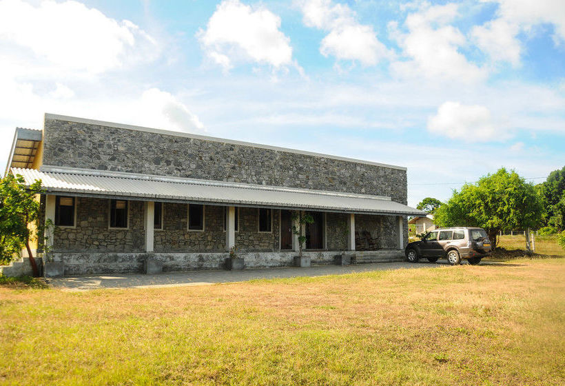 Kirinda Lodge By Ceilao Villas
