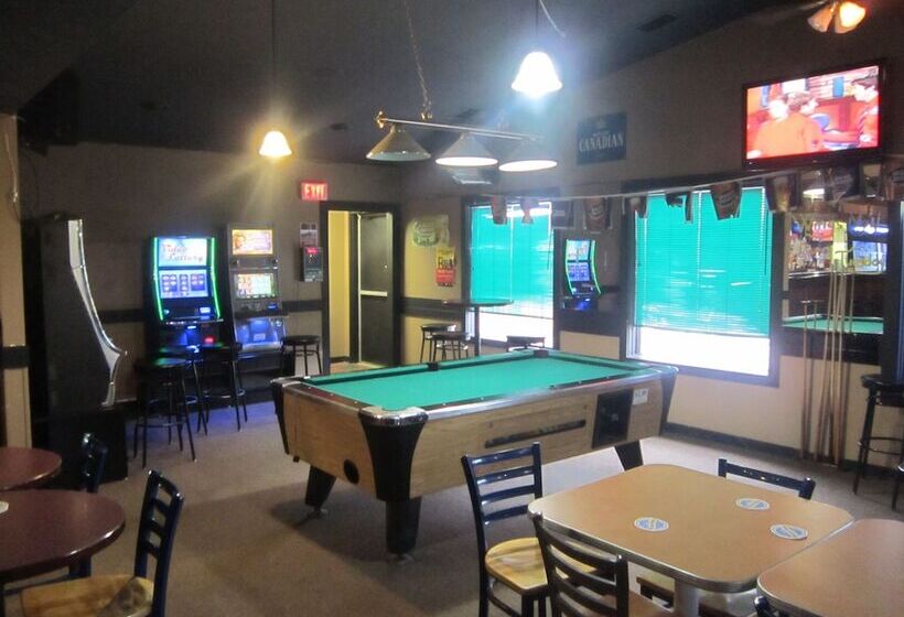 מוטל Battlefords Inn