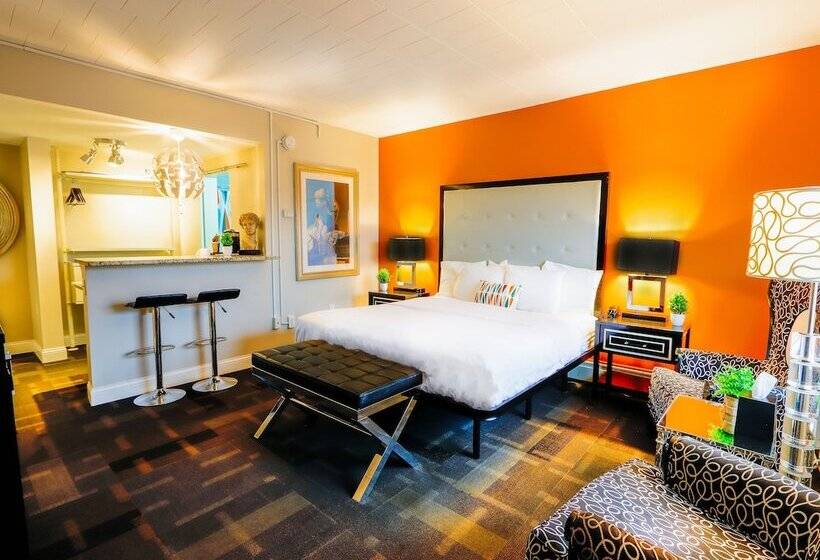 モーテル Royal Oak