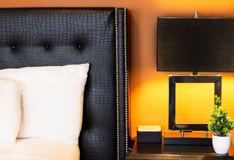 モーテル Royal Oak