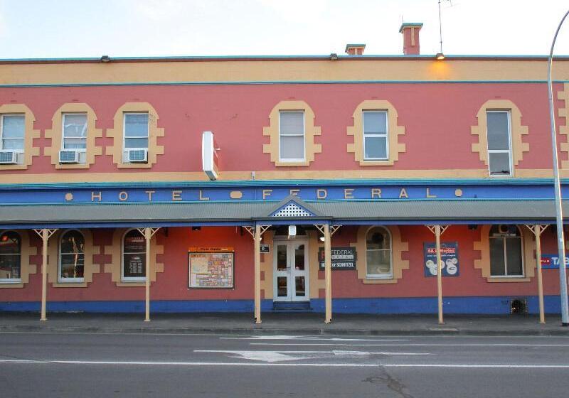 Nightcap At Federal Hotel Mt Gambier