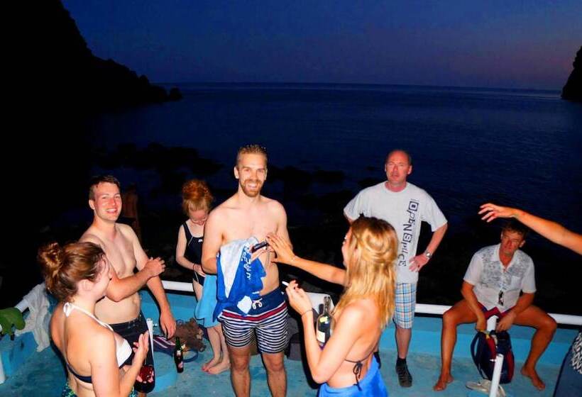 Paradise Beach Hostel