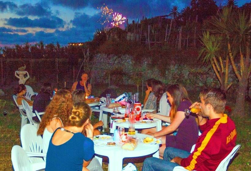 Paradise Beach Hostel