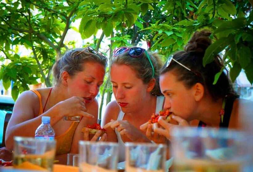 Paradise Beach Hostel