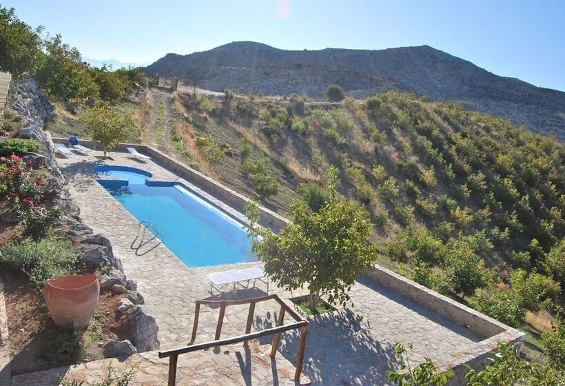 بنسيون Arodamos Traditional Houses