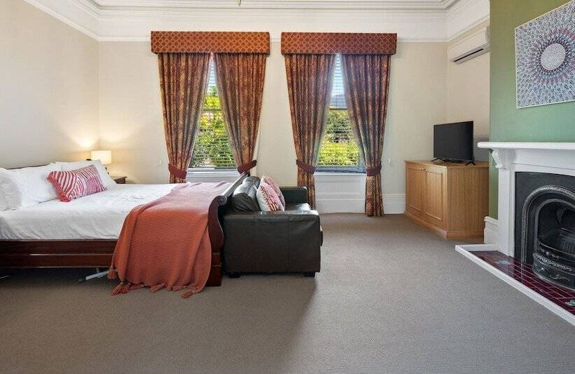 Пансион Clydesdale Manor