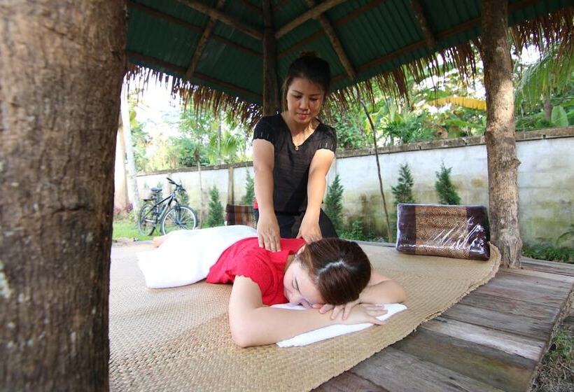 Пансион Little Teak Home Stay