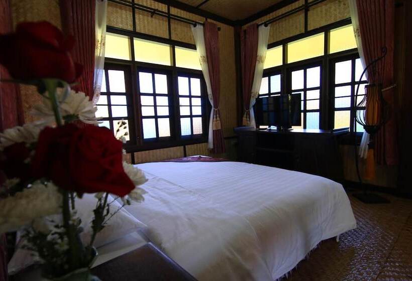 Пансион Little Teak Home Stay