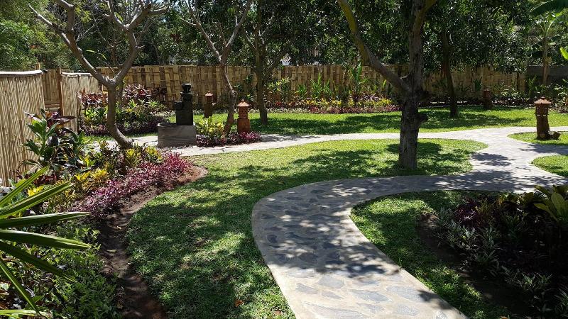 פנסיון Mango Tree Inn