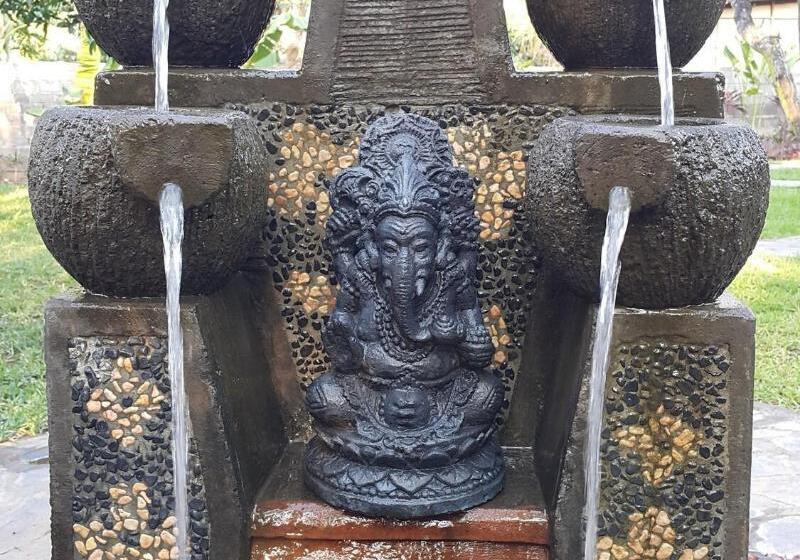 פנסיון Mango Tree Inn