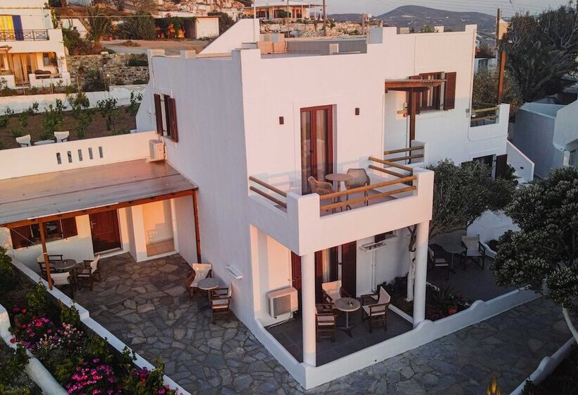 Petros Studios & Suites