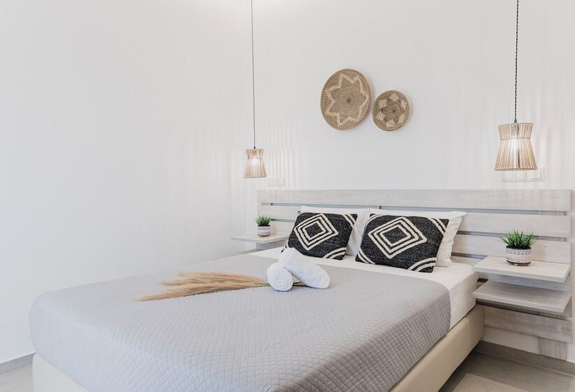 Petros Studios & Suites