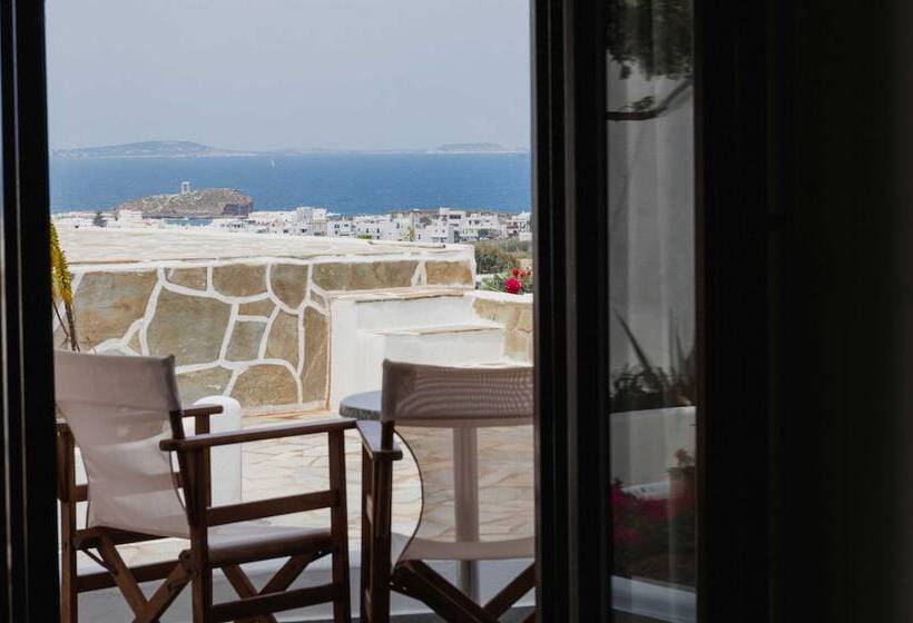 Petros Studios & Suites