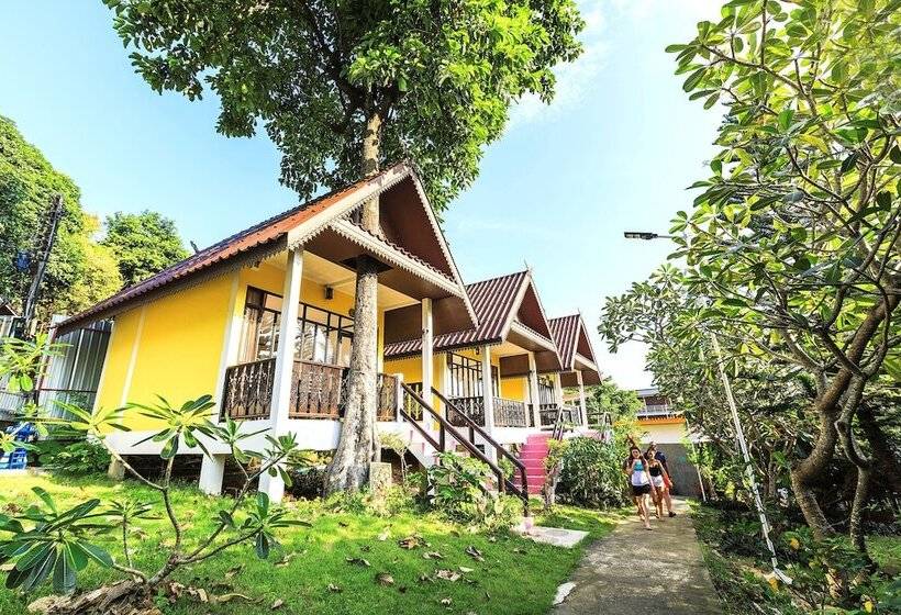 Phi Phi Chang Grand Resort