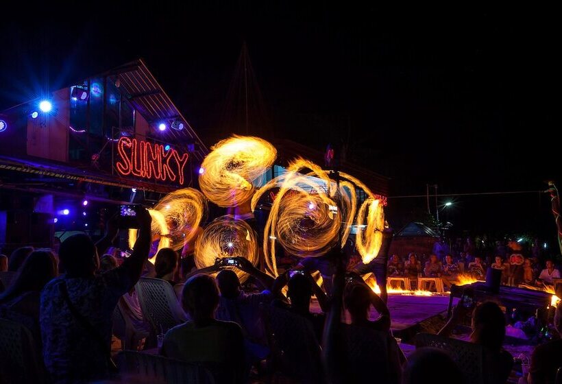 Phi Phi Chang Grand Resort