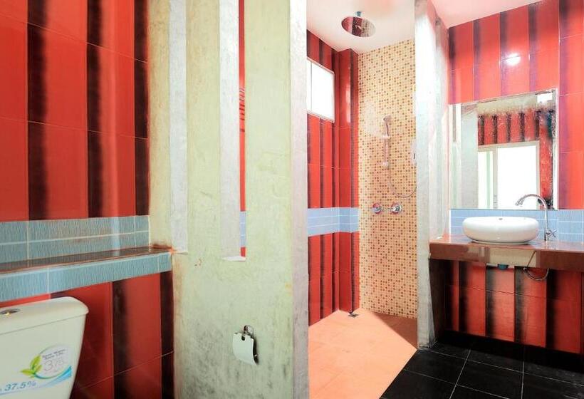 Phi Phi Chang Grand Resort