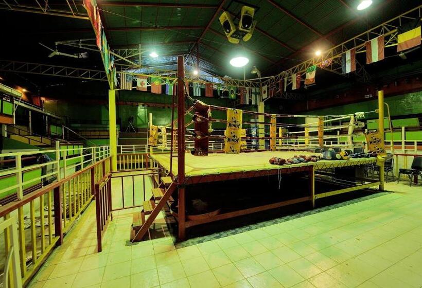 Phi Phi Chang Grand Resort