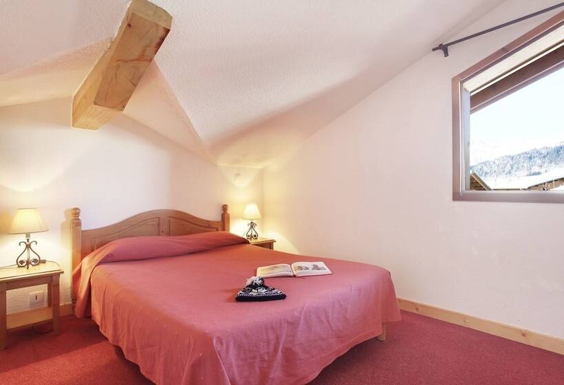 住所  Résidence Odalys Le Village