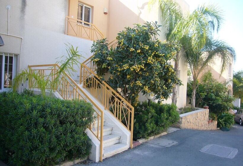 Santa Barbara Complex