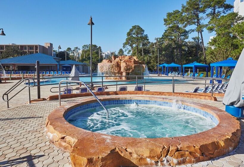 Wyndham Garden Lake Buena Vista Disney Springs® Resort Area