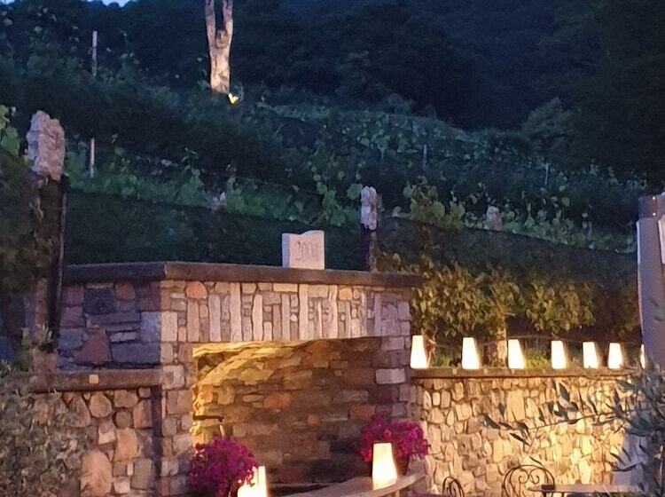 צימר Wine & Art Relais Vallombrosa