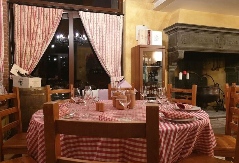 צימר Wine & Art Relais Vallombrosa