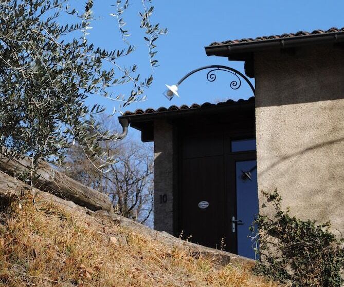 צימר Wine & Art Relais Vallombrosa